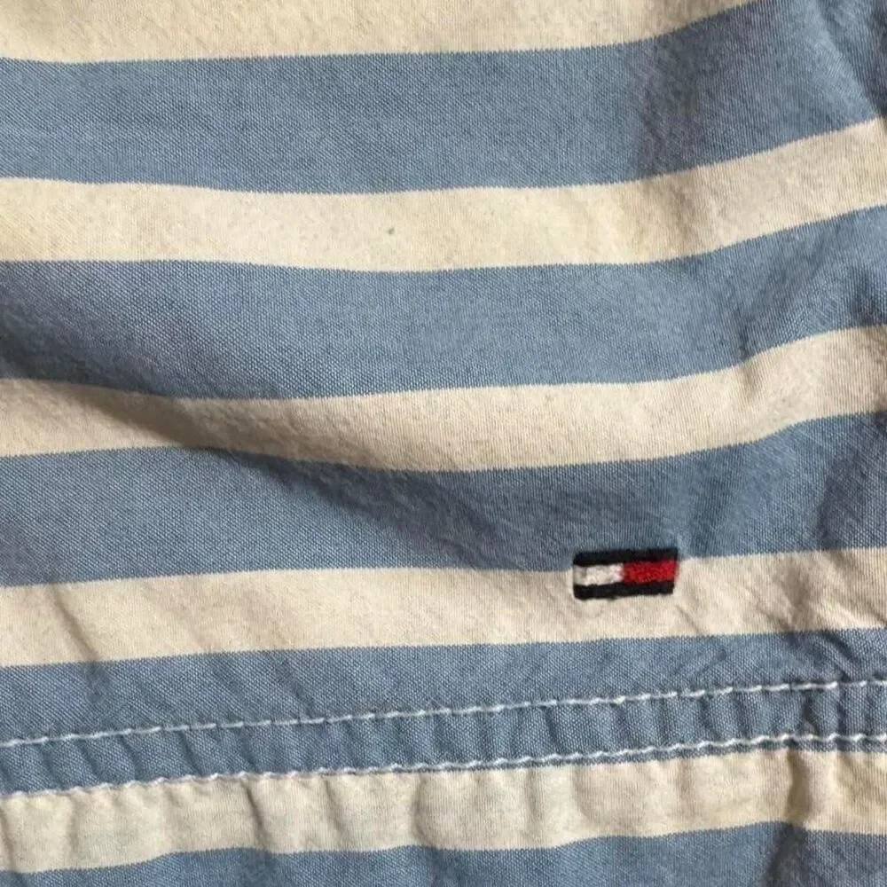 Tommy Hilfiger Men's blue and white striped swim shorts trunks size Medium